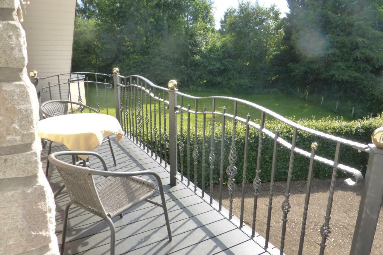 Ferienwohnung Am Eifelsteig Roetgen Luaran gambar